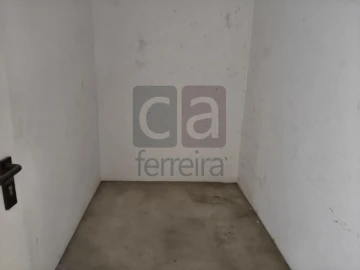 Garagem para Venda em Marvila, Ribeira Santarém, São Salvador, São Nicolau