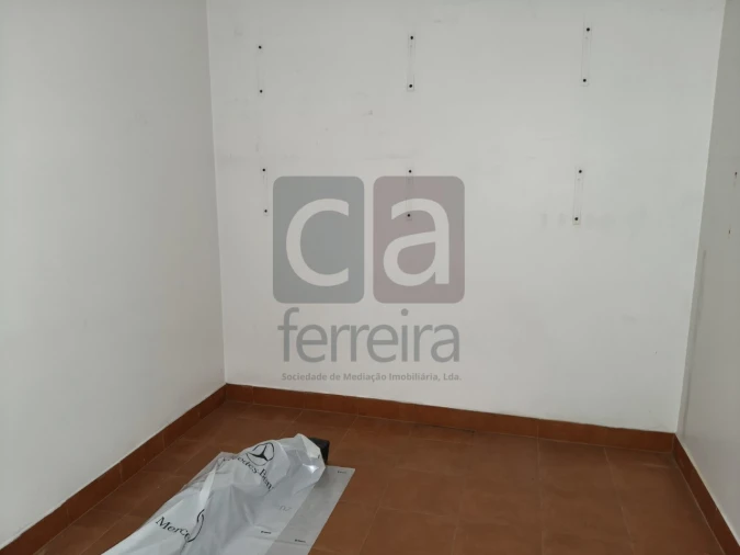 Garagem para Venda em Marvila, Ribeira Santarém, São Salvador, São Nicolau Foto 9