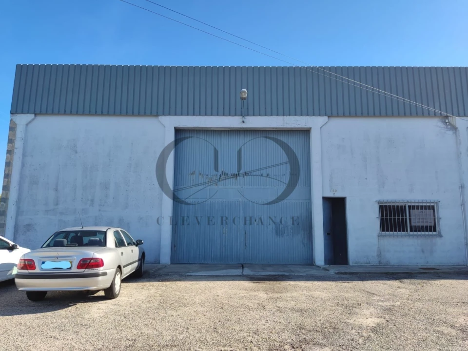Armazém para Venda em Grijó e Sermonde Foto 1