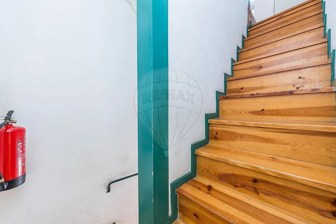 Apartamento T1 para Venda em Estrela Foto 18