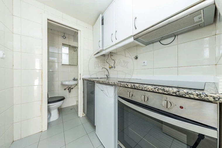 Apartamento T1 para Venda em Estrela Foto 12