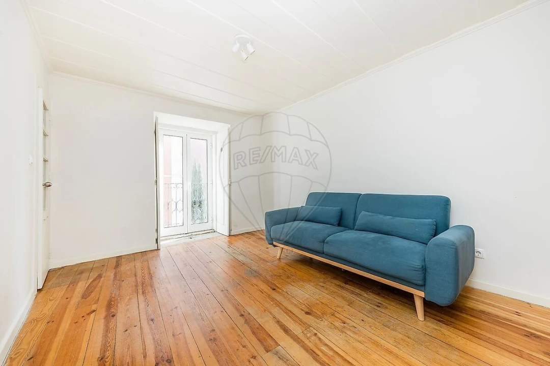 Apartamento T1 para Venda em Estrela Foto 1