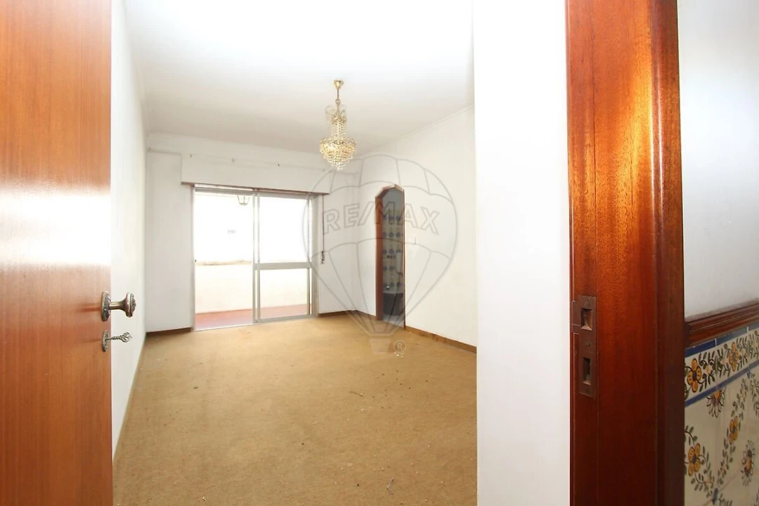 Apartamento T2 para Venda em Benfica Foto 21
