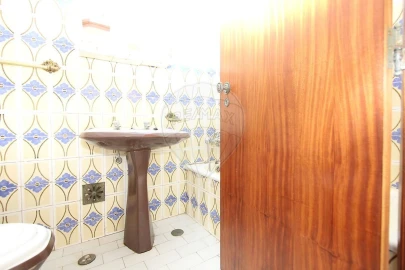 Apartamento T2 para Venda em Benfica