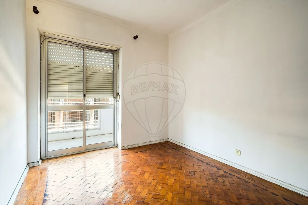 Apartamento T2 para Venda em Barcarena Foto 17