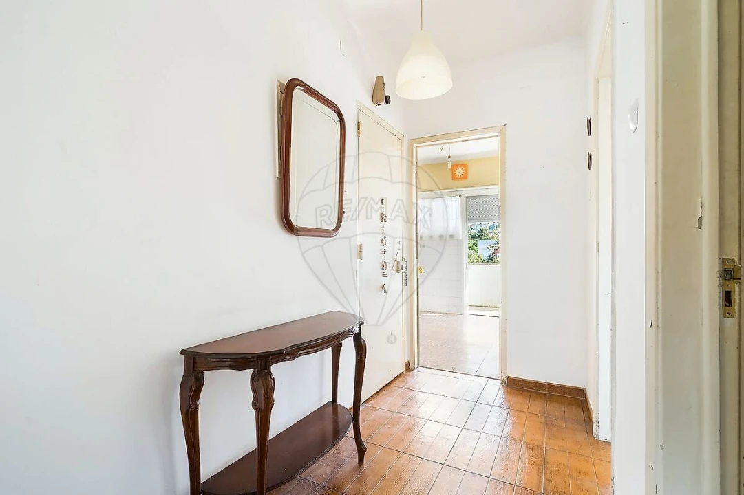 Apartamento T2 para Venda em Barcarena Foto 4