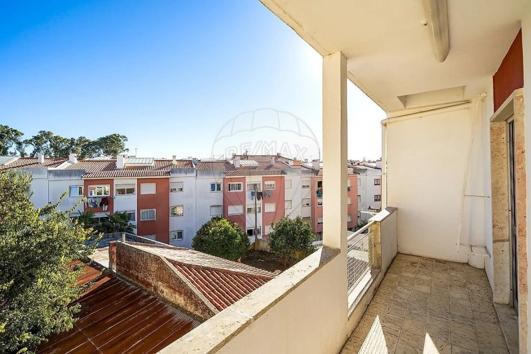 Apartamento T2 para Venda em Barcarena Foto 19