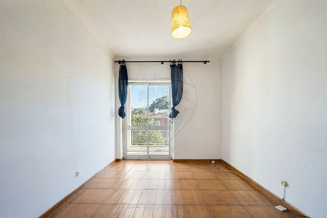 Apartamento T2 para Venda em Barcarena Foto 5