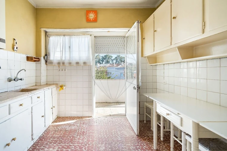 Apartamento T2 para Venda em Barcarena Foto 7
