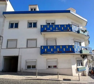 Garagem para Arrendamento em Ericeira