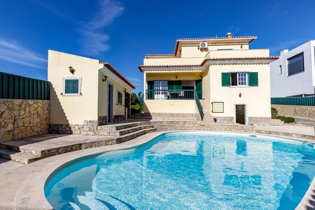 Apartamento T4 para Venda em Ericeira Foto 1