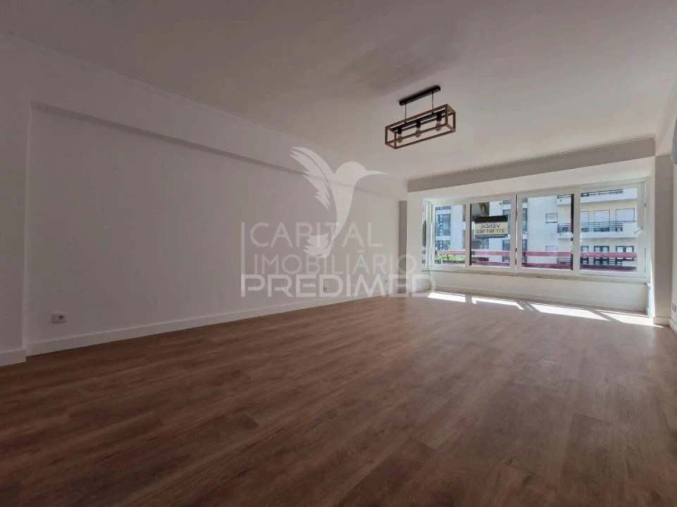 Apartamento T3 para Venda em São Domingos de Benfica Foto 14