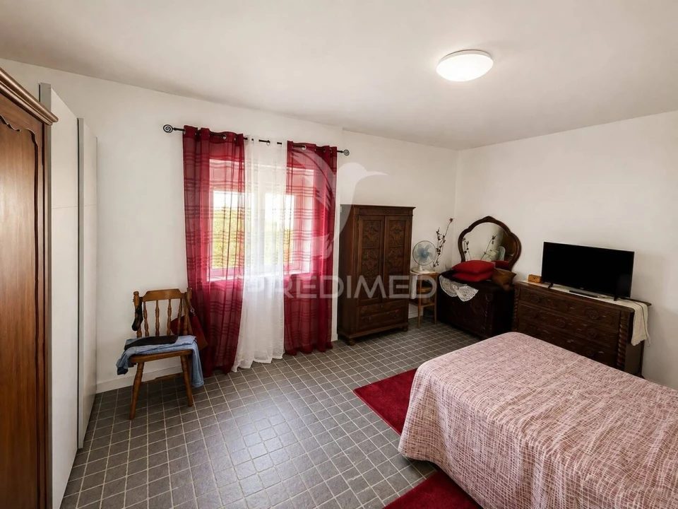 Moradia T2 para Venda em Terrugem e Vila Boim Foto 6