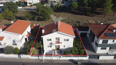 Moradia T4 para Venda em Mirandela