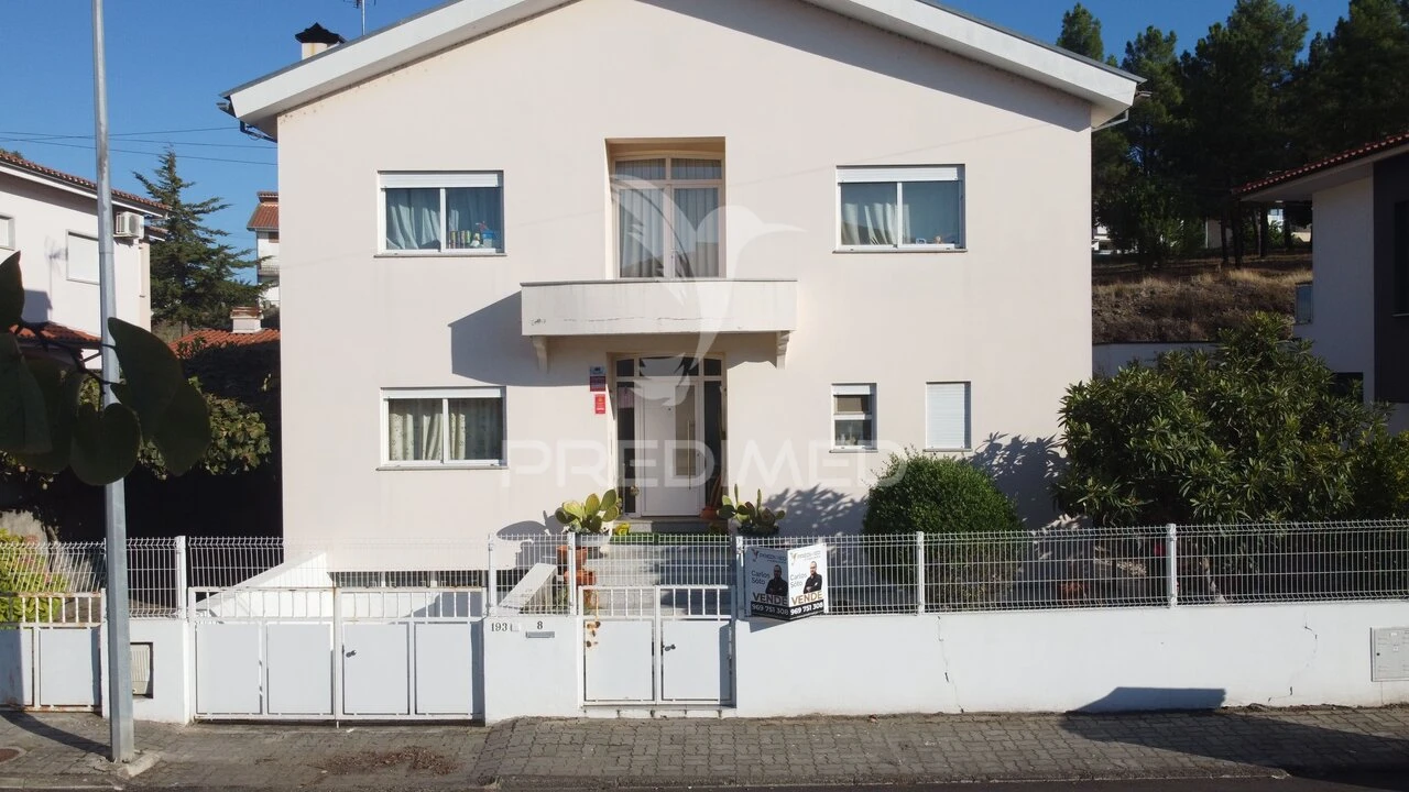Moradia T4 para Venda em Mirandela Foto 2