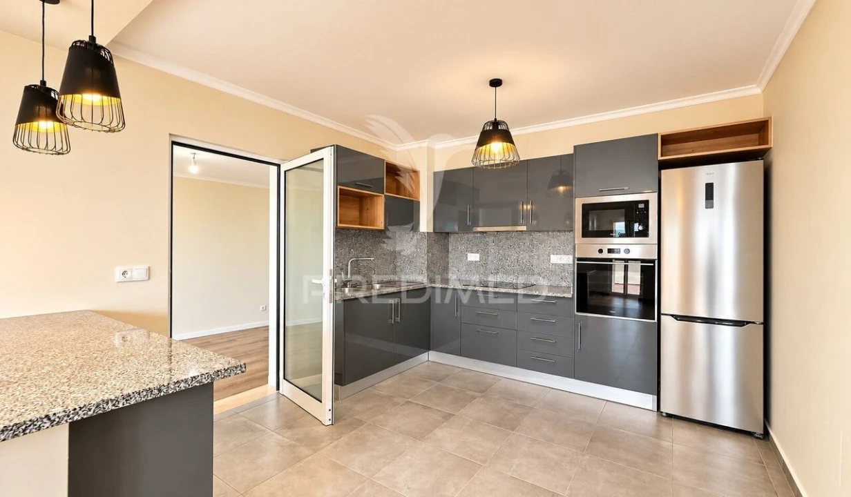 Apartamento T2 para Venda em Caniço Foto 15