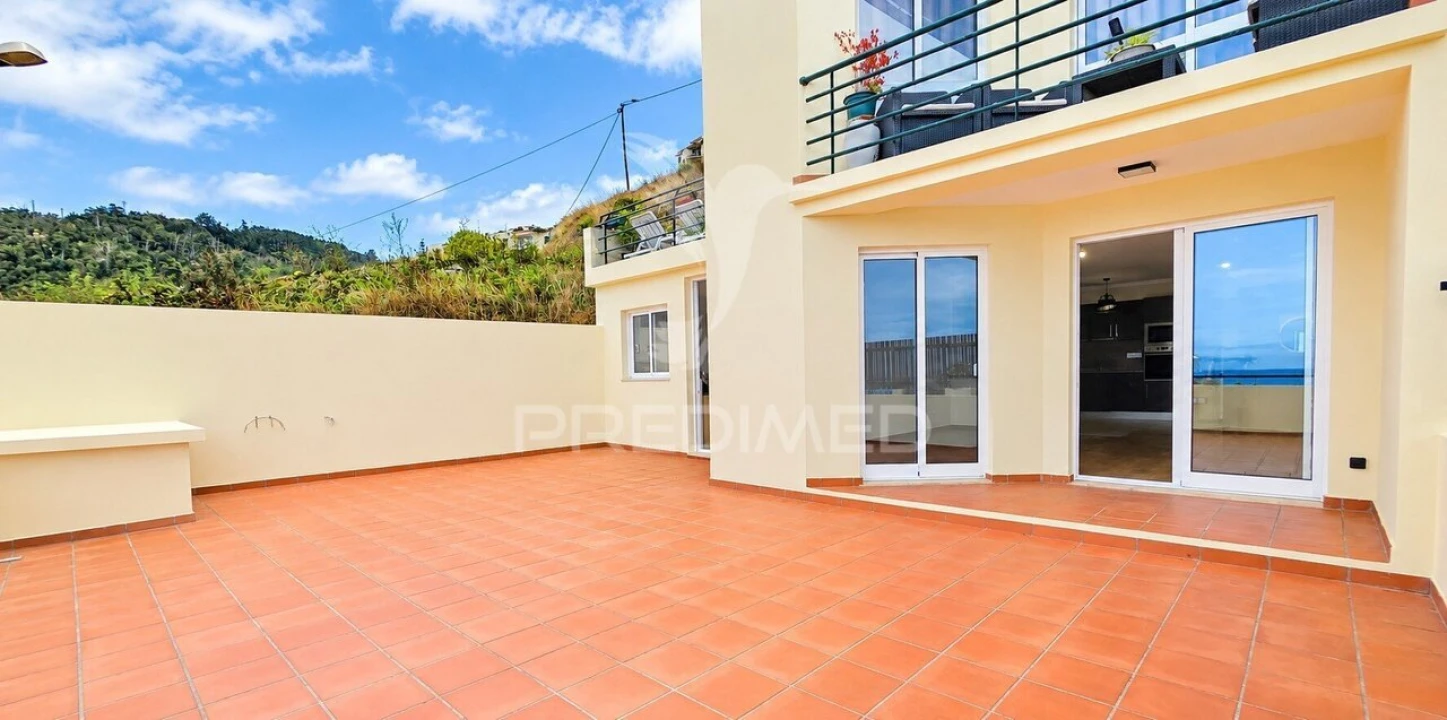 Apartamento T2 para Venda em Caniço Foto 1