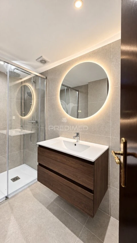 Apartamento T2 para Venda em Caniço
