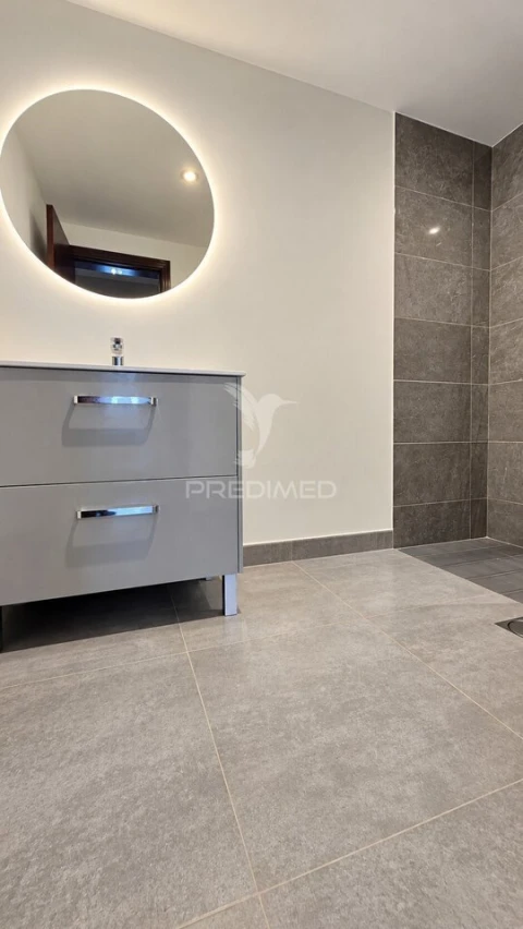 Apartamento T2 para Venda em Caniço