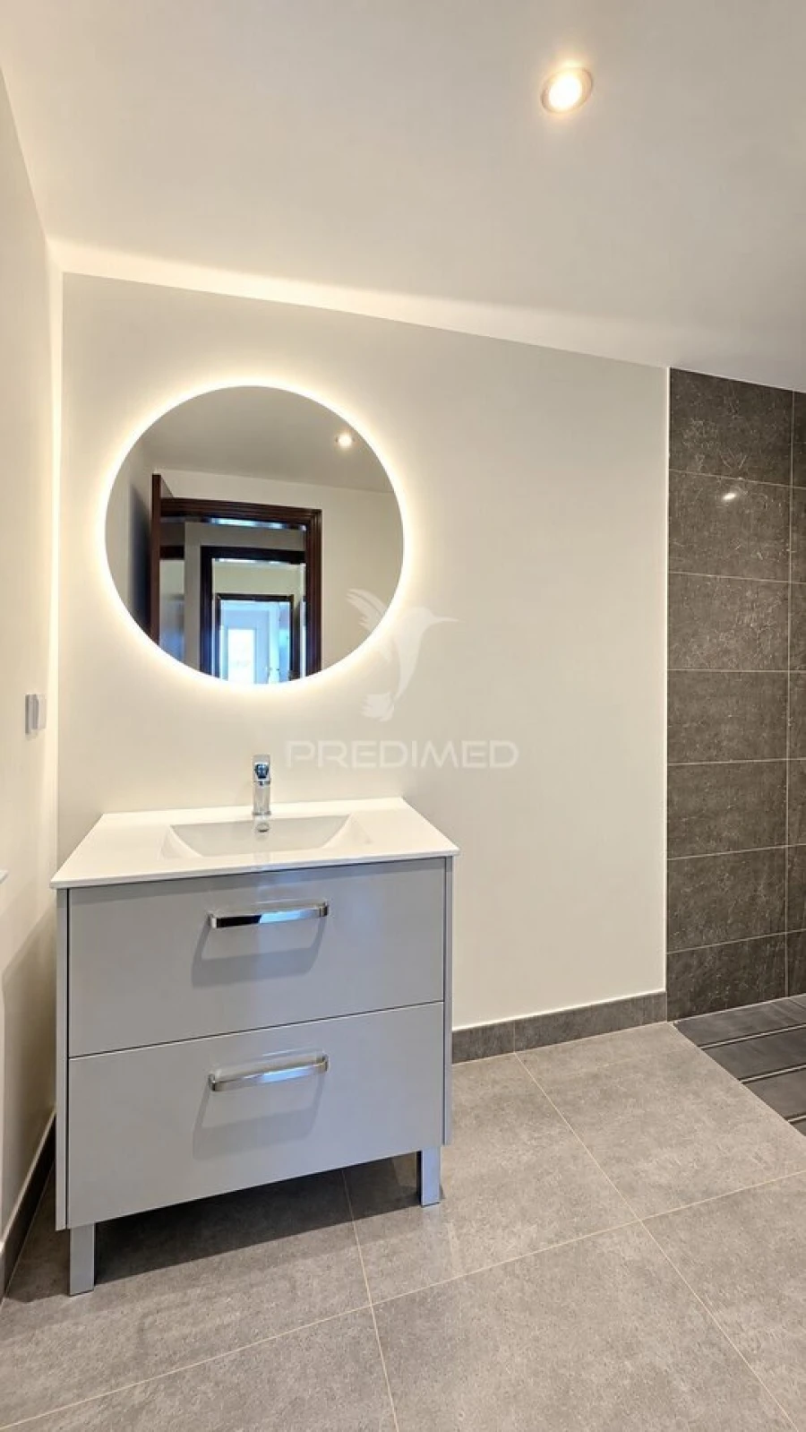 Apartamento T2 para Venda em Caniço Foto 23