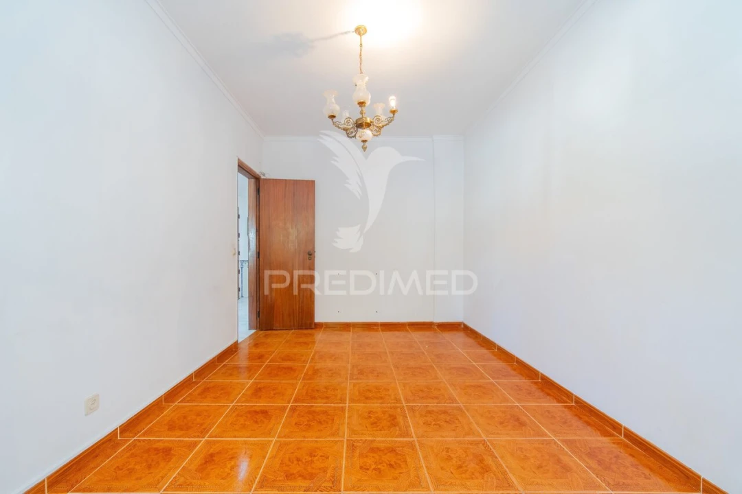 Apartamento T2 para Venda em Póvoa de Santa Iria e Forte da Casa Foto 25