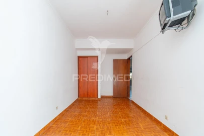 Apartamento T2 para Venda em Póvoa de Santa Iria e Forte da Casa