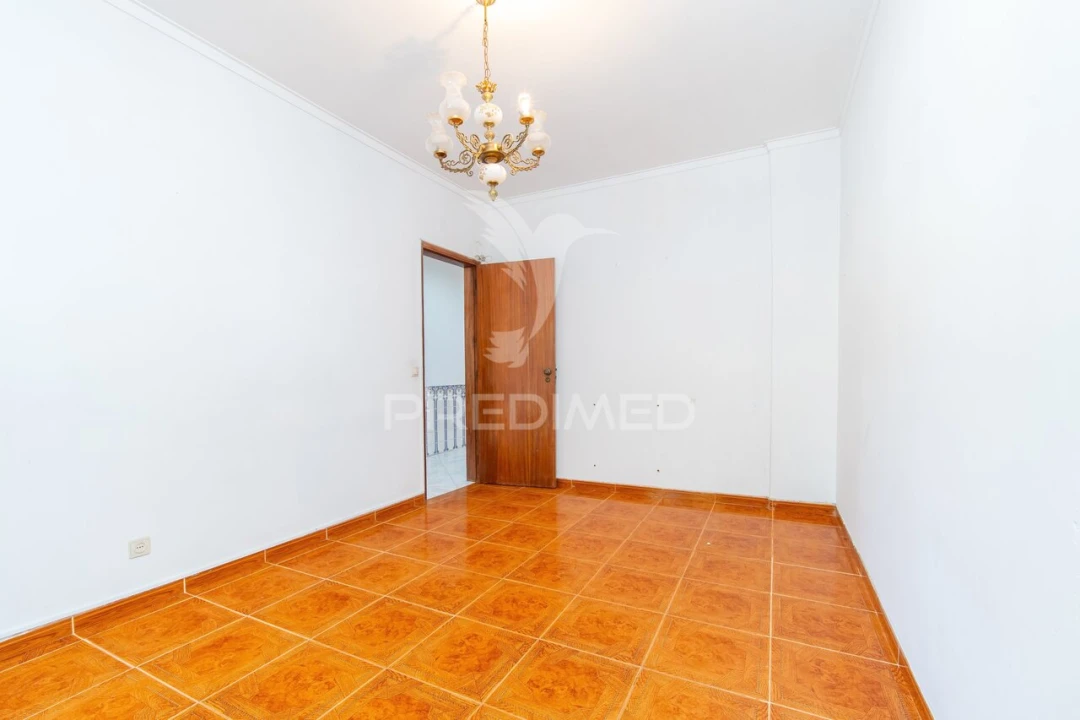 Apartamento T2 para Venda em Póvoa de Santa Iria e Forte da Casa Foto 24