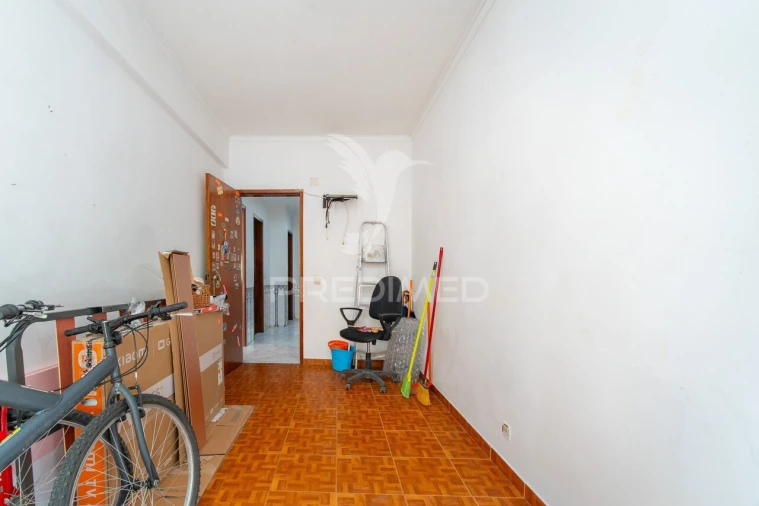 Apartamento T2 para Venda em Póvoa de Santa Iria e Forte da Casa Foto 5