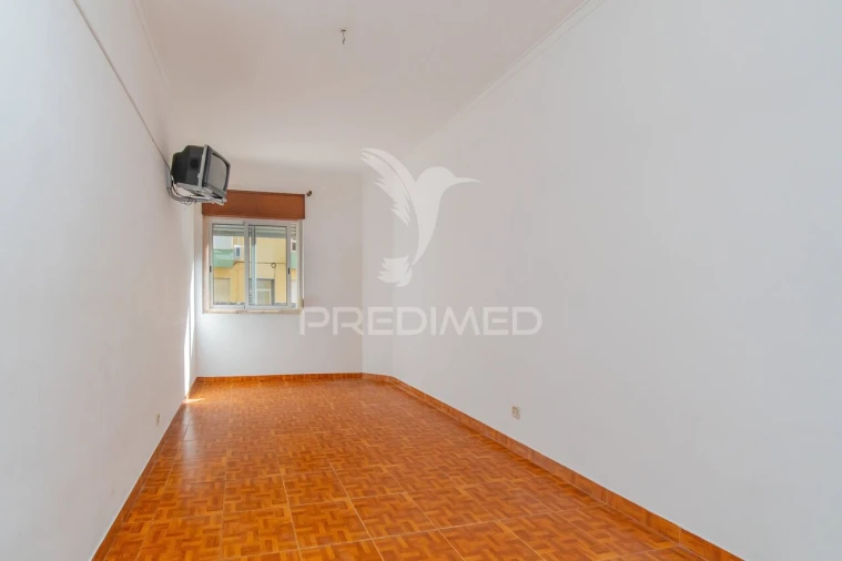 Apartamento T2 para Venda em Póvoa de Santa Iria e Forte da Casa Foto 6
