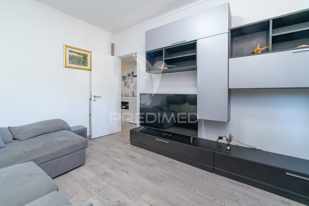 Apartamento T2 para Venda em Póvoa de Santa Iria e Forte da Casa Foto 15
