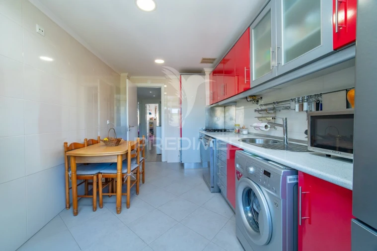 Apartamento T2 para Venda em Póvoa de Santa Iria e Forte da Casa Foto 16