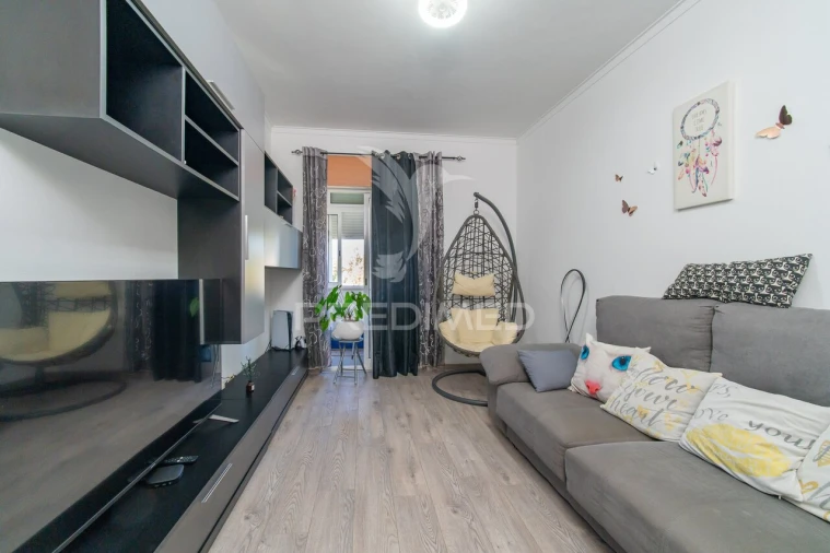 Apartamento T2 para Venda em Póvoa de Santa Iria e Forte da Casa Foto 13