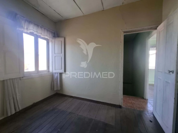 Moradia T3 para Venda em Arvore Foto 10