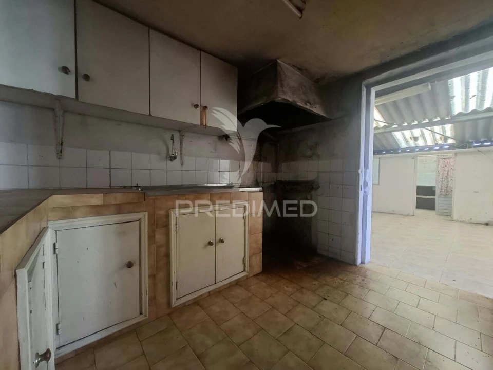 Moradia T3 para Venda em Arvore Foto 15