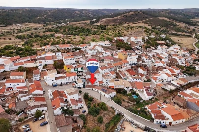 Moradia T1 para Venda em Barão de São Miguel