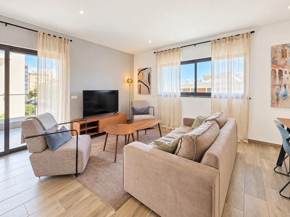 Apartamento T3 para Venda em Portimão Foto 2
