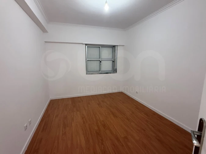 Apartamento T2 para Venda em Algueirão-Mem Martins Foto 7