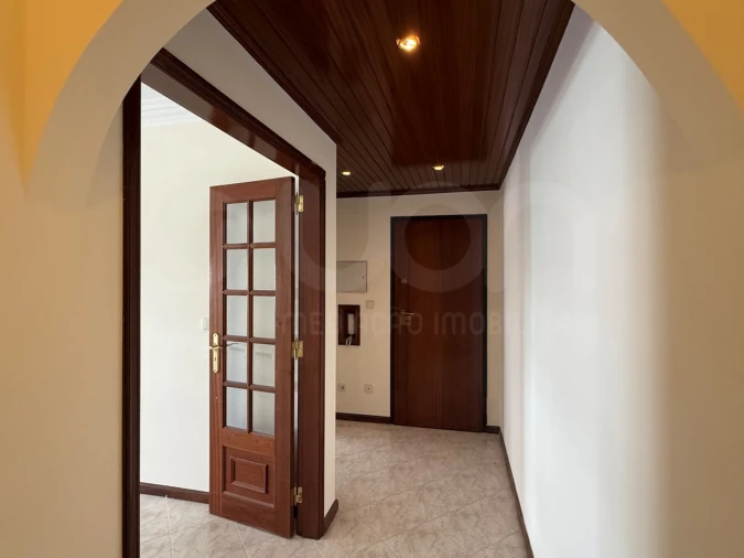 Apartamento T2 para Venda em Algueirão-Mem Martins Foto 7