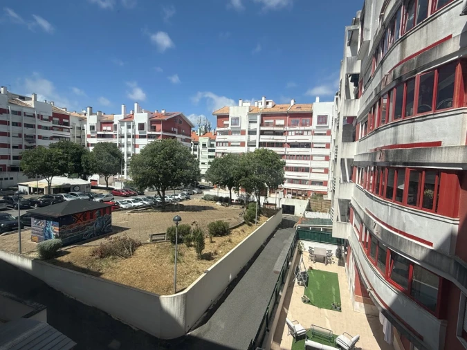 Apartamento T2 para Venda em Algueirão-Mem Martins Foto 14