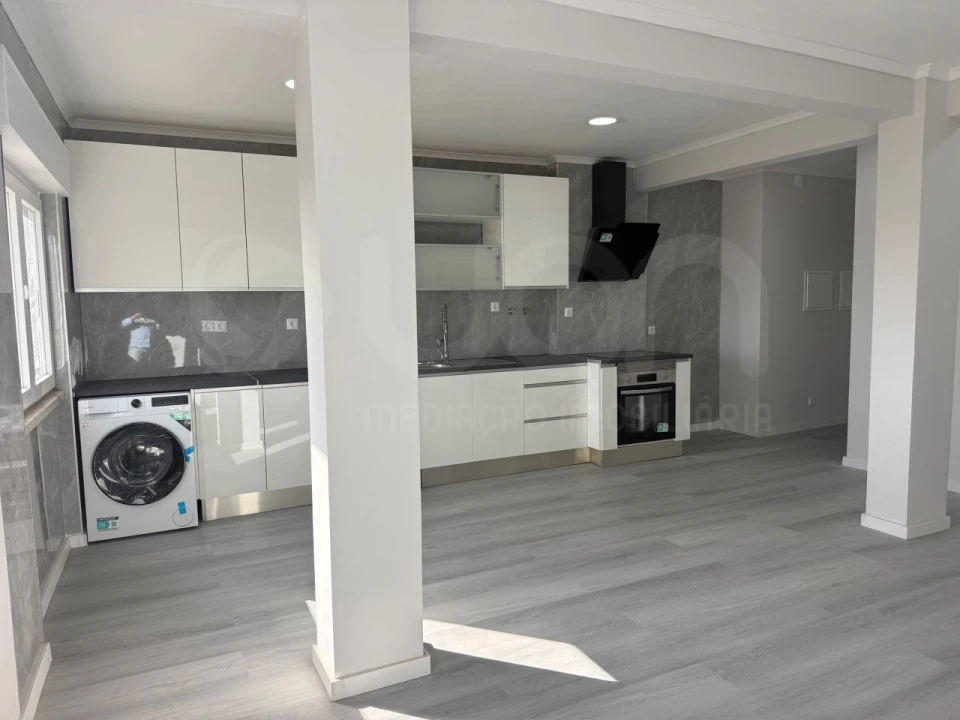 Apartamento T2 para Venda em Setubal (São Sebastião) Foto 2
