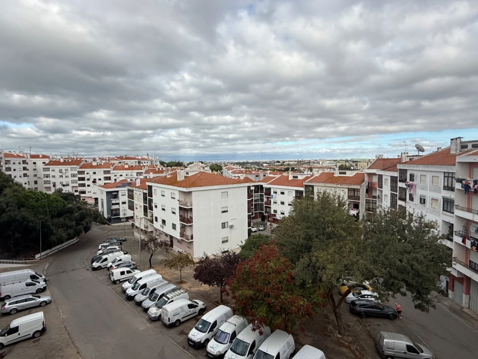 Apartamento T4 para Venda em Amora Foto 18