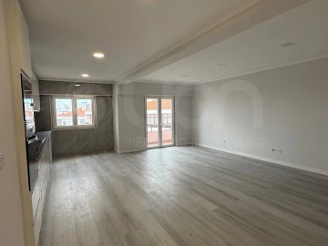 Apartamento T4 para Venda em Amora