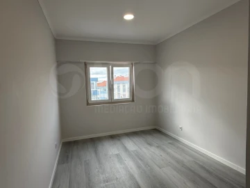 Apartamento T4 para Venda em Amora