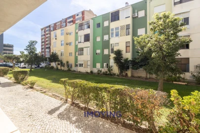 Apartamento T2 para Venda em Alto do Seixalinho, Santo André e Verderena