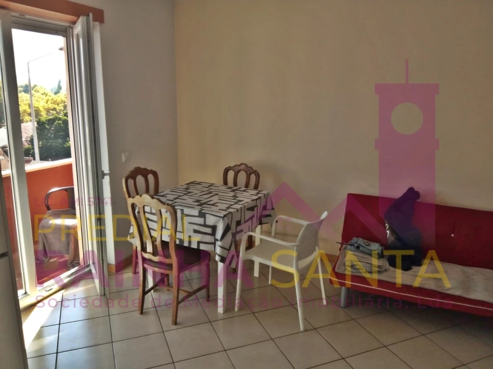 Quarto para Arrendamento em Santa Clara e Castelo Viegas Foto 6
