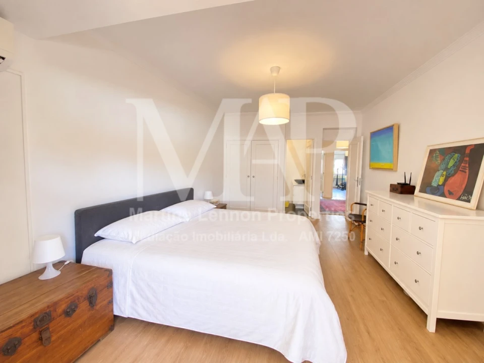 Apartamento T4 para Venda em Cascais e Estoril Foto 23