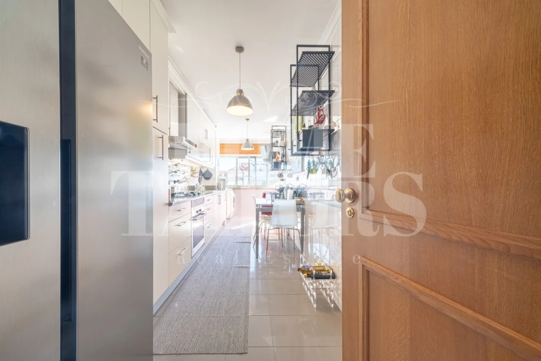 Apartamento T2 para Arrendamento em Arroios Foto 6