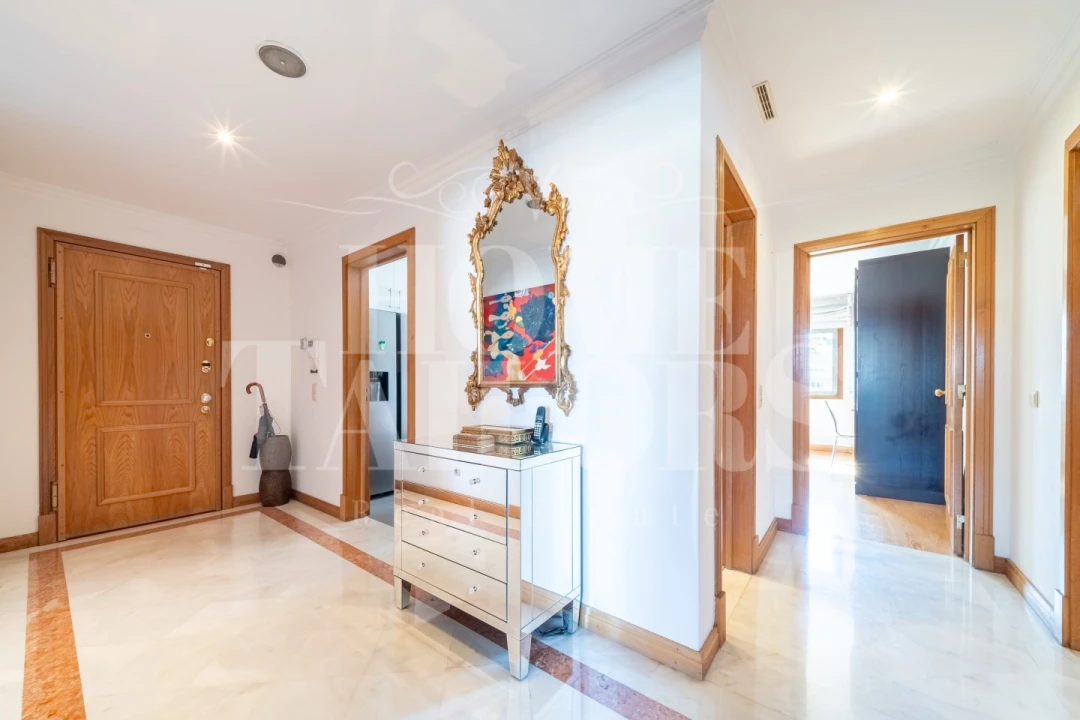Apartamento T2 para Arrendamento em Arroios Foto 8