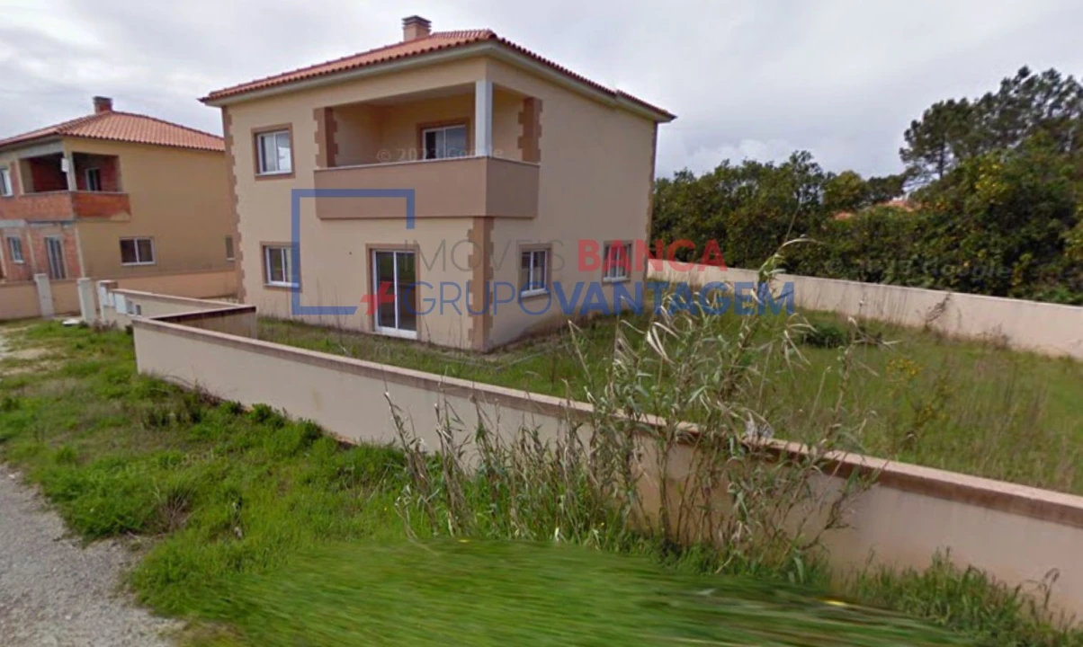 Terreno P/ Prédio para Venda em Mira Foto 4