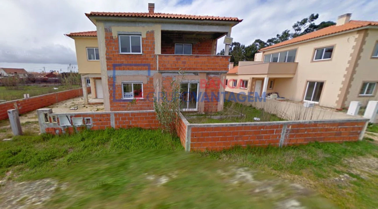 Terreno P/ Prédio para Venda em Mira Foto 9